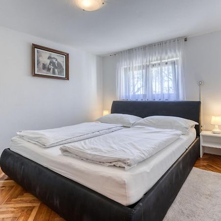 Apartment Albaneze Njivice Kültér fotó